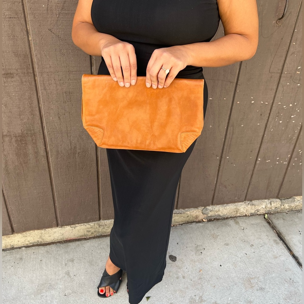 Very Rare Find 50’s-70’s vintage Italian leather clutch Meier & Frank